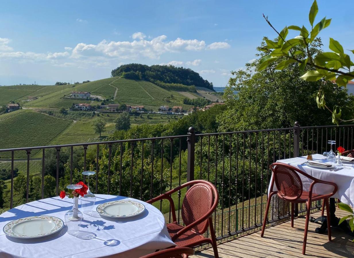 Felicin - Ristorante Albergo "Dimora Storica" Монфорте-д'Альба Екстер'єр фото