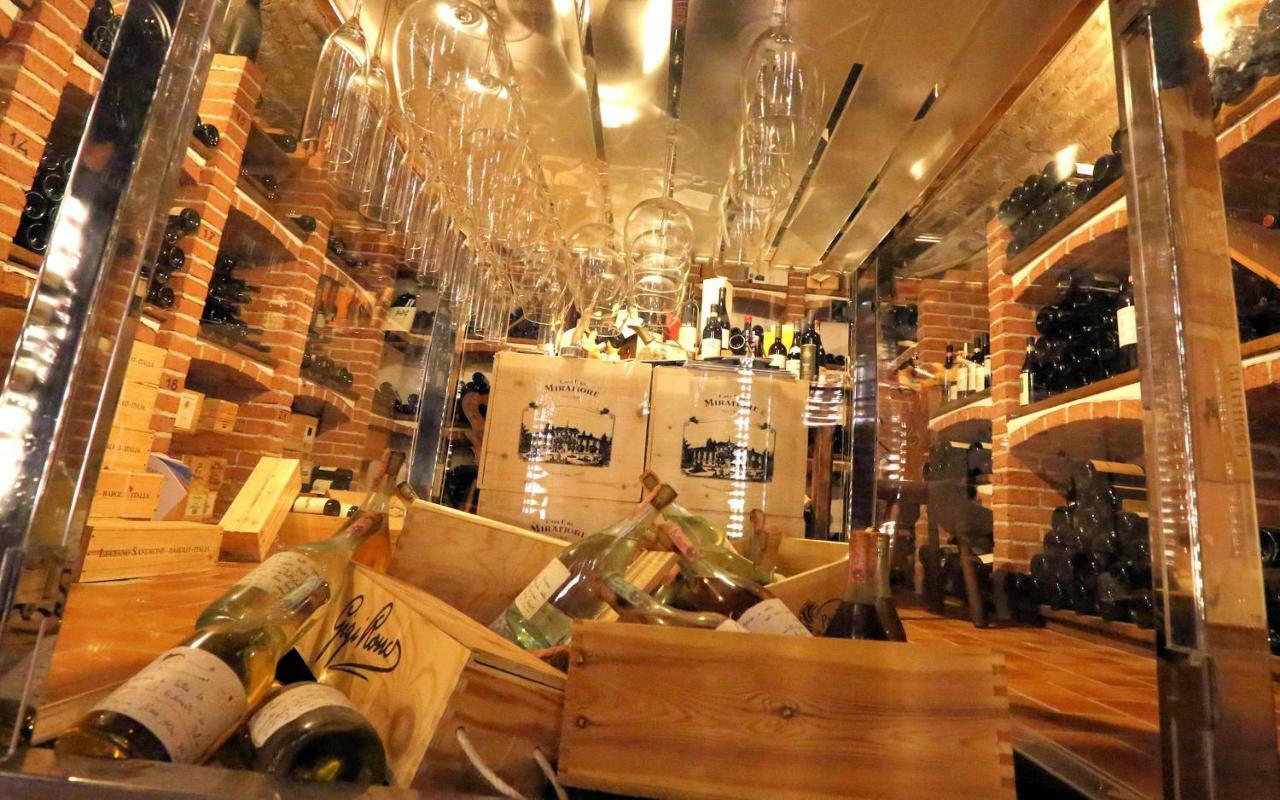 Felicin - Ristorante Albergo "Dimora Storica" Монфорте-д'Альба Екстер'єр фото
